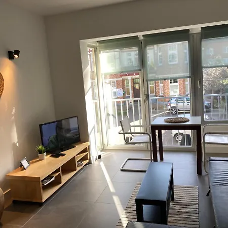 Marlon B. アパート デ ハーン